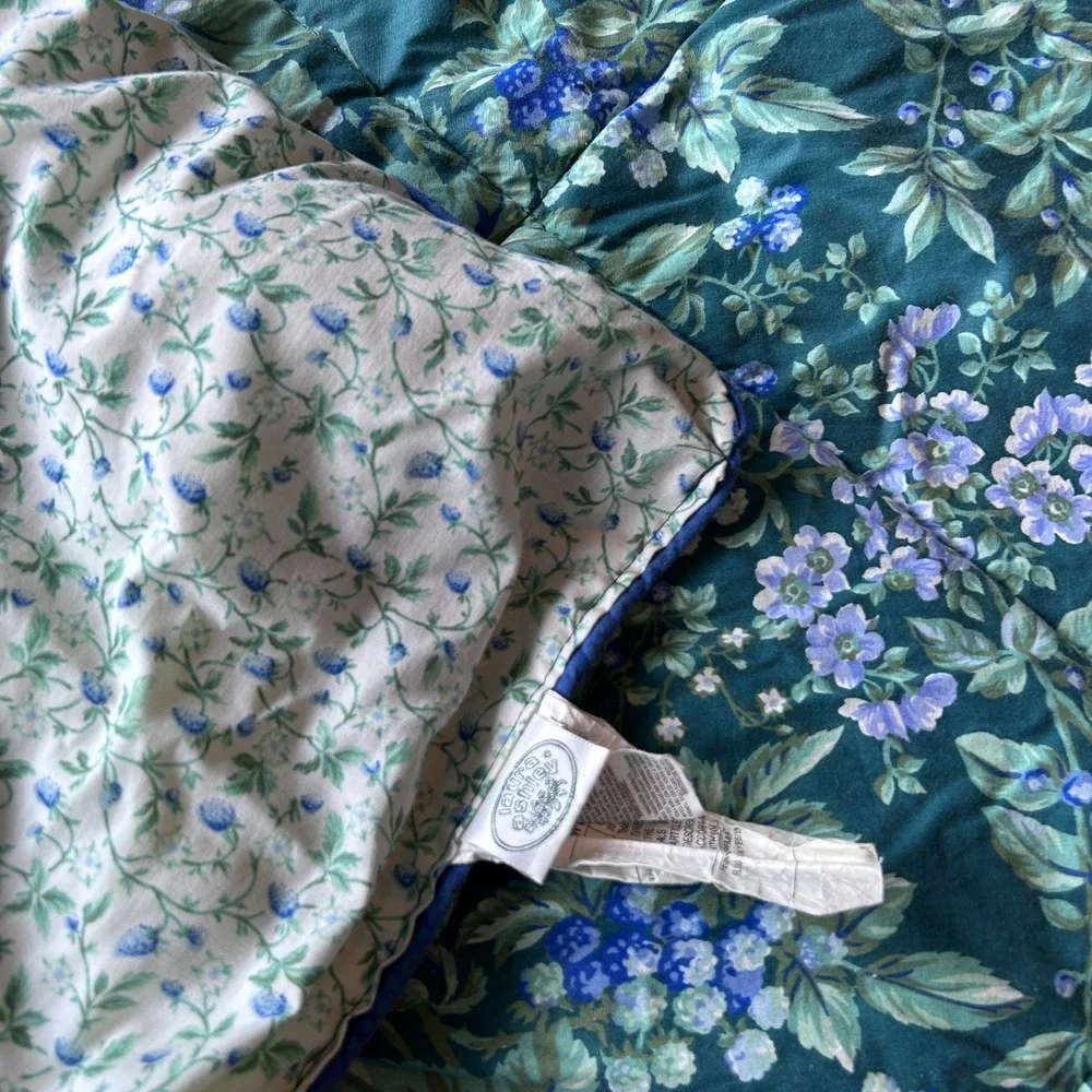 Laura Ashley laura ashley